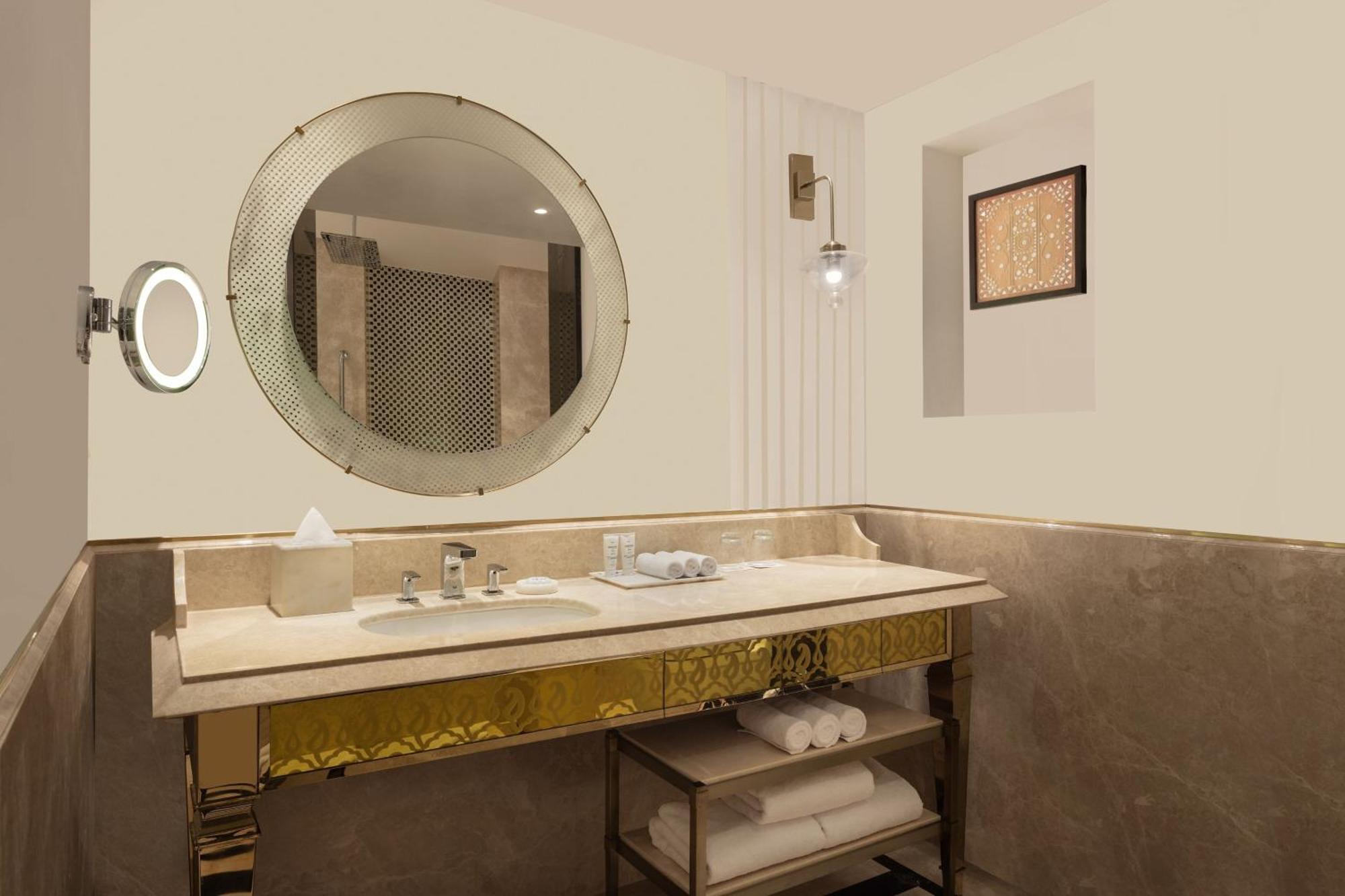Itc Narmada, A Luxury Collection Hotel, Ahmedabad Exterior photo